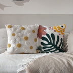 Fodera cuscino margherita e foglia, in ambiente living, BECCA