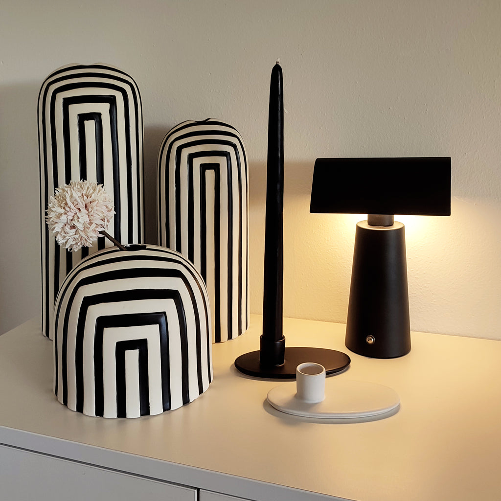 Porta candela ONE bianco e nero in ceramica opaca, insieme, BECCA