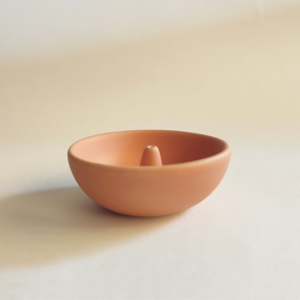 porta incenso a scodella, color terracotta, BECCA