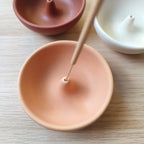 Porta incenso bowl, visto dall'alto, foro per incenso, tre varianti colore, BECCA