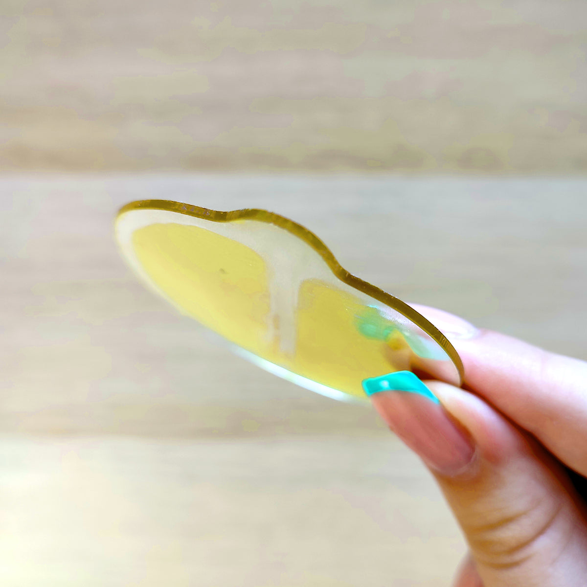 Zoom spessore segnalibro limone, BECCA