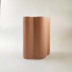Vaso Onda, in ceramica, terracotta, vista laterale, BECCA