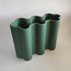 Vaso Onda, in ceramica, verde bosco, vista dall'alto, BECCA
