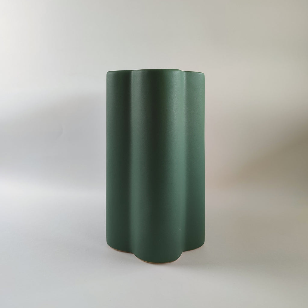 Vaso Onda, verde bosco, vista laterale, linea ondulata, BECCA