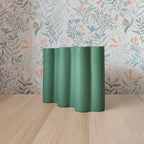Vaso Onda, in ceramica, vista laterale, forma ondulata, BECCA