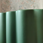 Vaso Onda verde bosco, dettaglio onde, BECCA